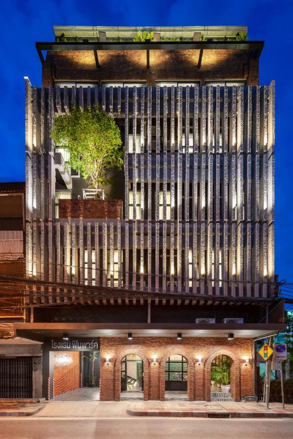 Fyn Park Hotel Makkasan Exteriör bild